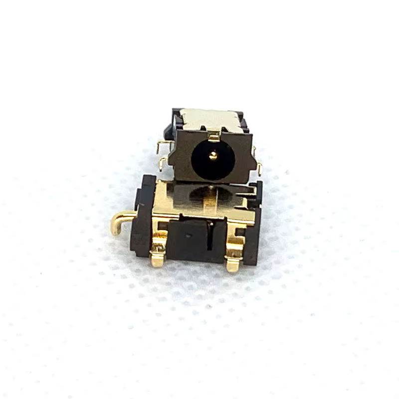 DC napájecí konektor do plošného spoje SMD (3,5 × 1,3 mm) – DC-058-1.3, pozlacený