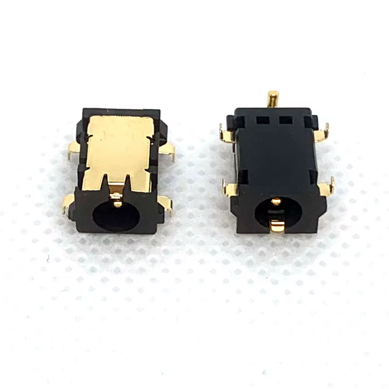 DC napájecí konektor do plošného spoje SMD (3,5 × 1,3 mm) – DC-058-1.3, pozlacený