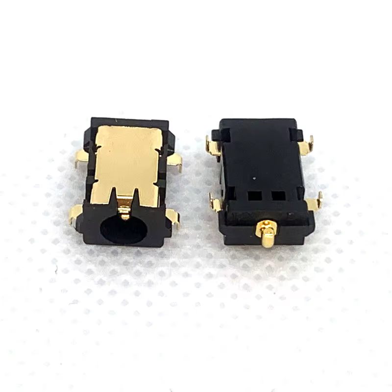 DC napájecí konektor do plošného spoje SMD (3,5 × 1,3 mm) – DC-058-1.3, pozlacený